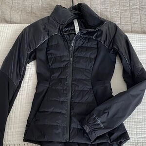 lululemon athletica Black shine down for it all jacket size 2